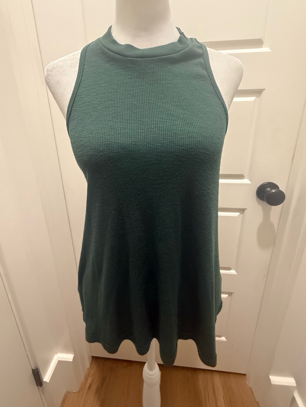 Free People. Racerback Swing Ribbed Slub Sleeveless Top. Green. Size XS.
